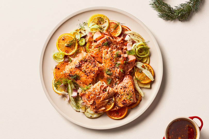 Saumon confit aux agrumes, au fenouil et aux endives